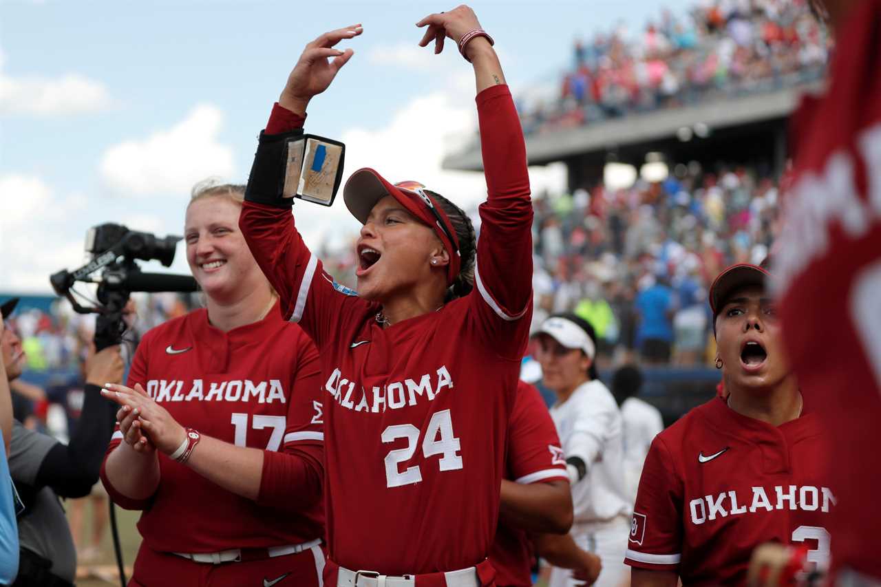 Best photos from the Oklahoma Sooners win over UCLA Bruins