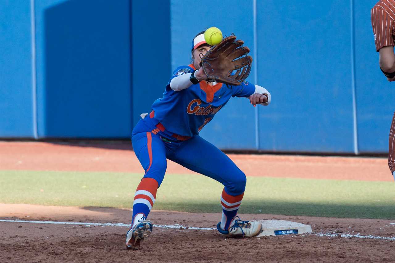 Highlights from Florida softball's loss to Texas Longhorns in WCWS