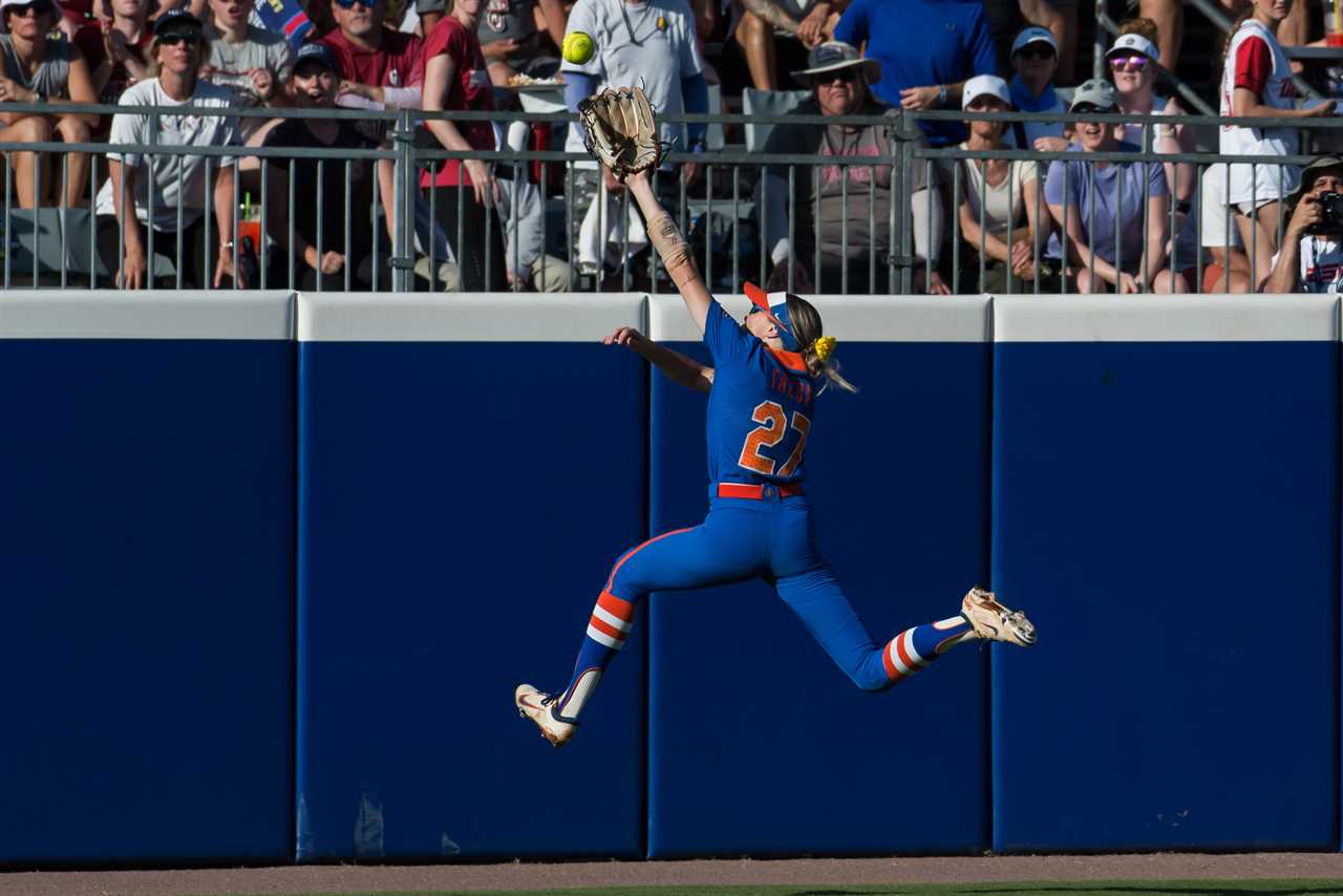 Highlights from Florida softball's loss to Texas Longhorns in WCWS