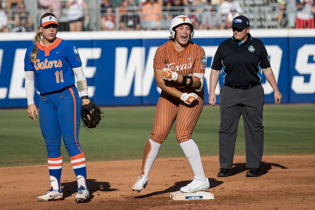 Highlights from Florida softball's loss to Texas Longhorns in WCWS