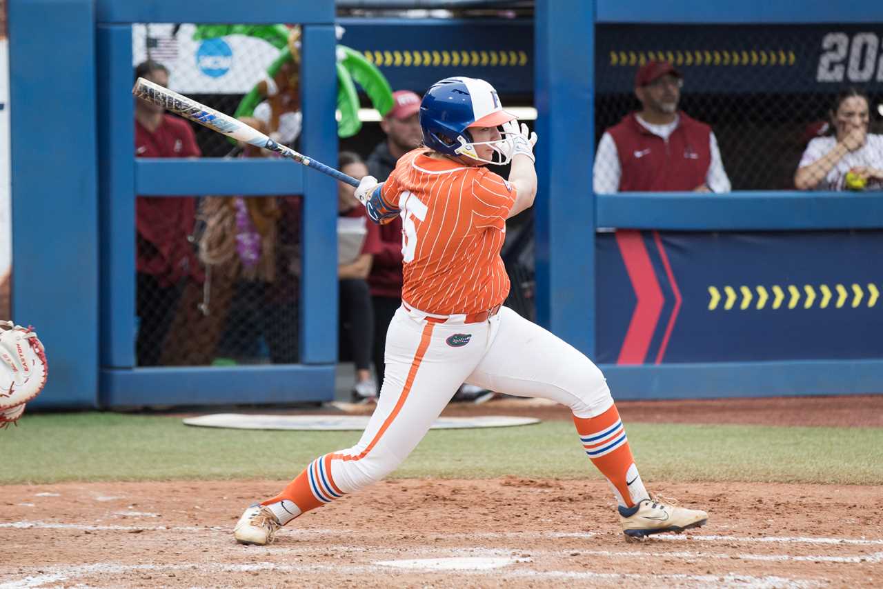 Highlights from Florida softball's win over Alabama in WCWS