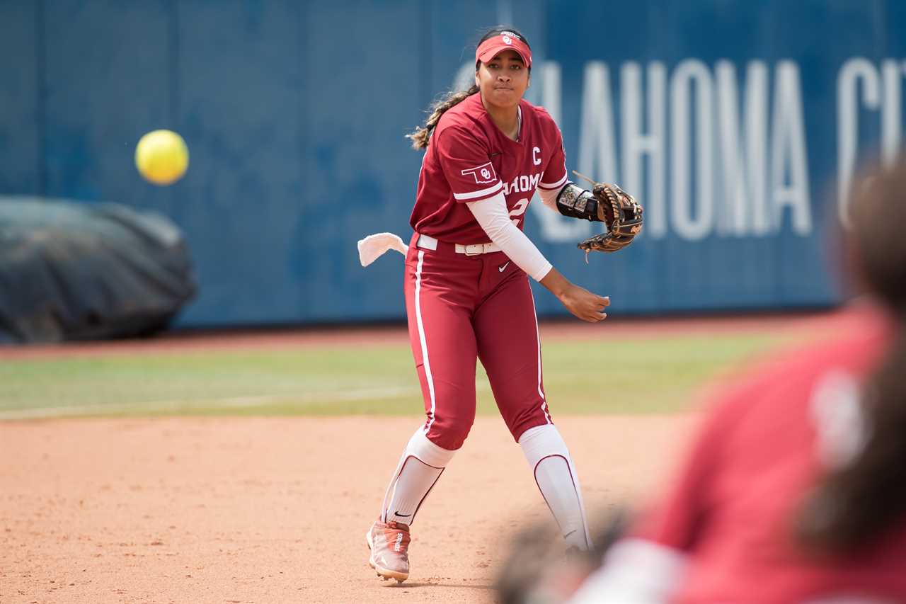 Best photos from Oklahoma's 9-3 loss to the Florida Gators