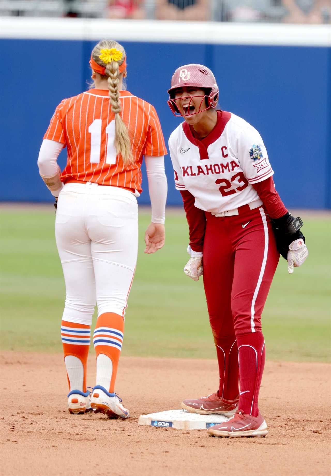 Best photos from the Oklahoma Sooners 6-5 extra-inning win over Florida