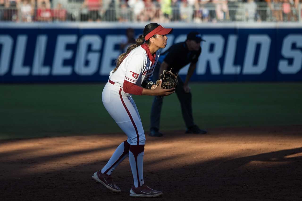 Best photos from Oklahoma Sooners 8-3 win over the Texas Longhorns