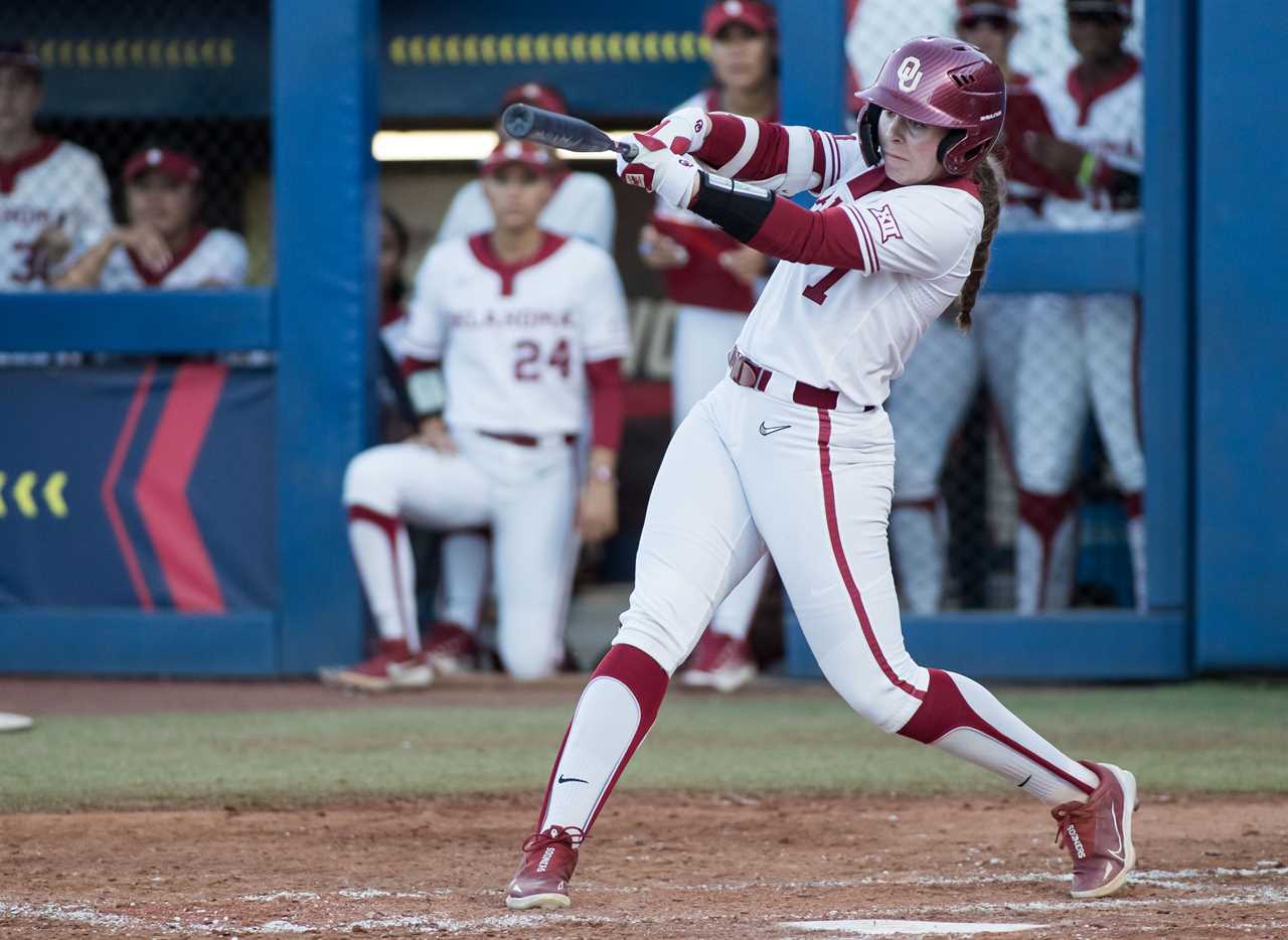 Best photos from Oklahoma Sooners 8-3 win over the Texas Longhorns