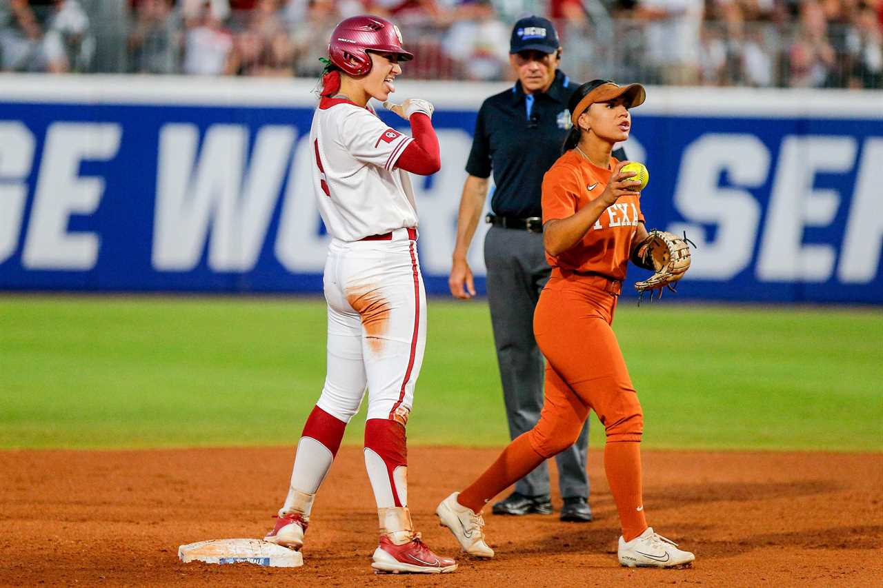 Best photos from Oklahoma Sooners 8-3 win over the Texas Longhorns