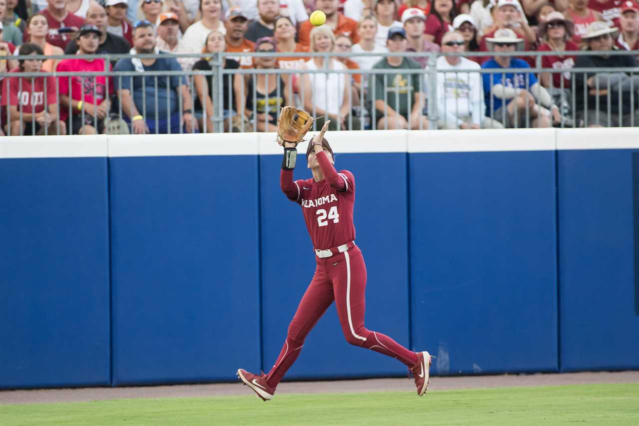 Best photos from the Oklahoma Sooners national championship clinching win over Texas