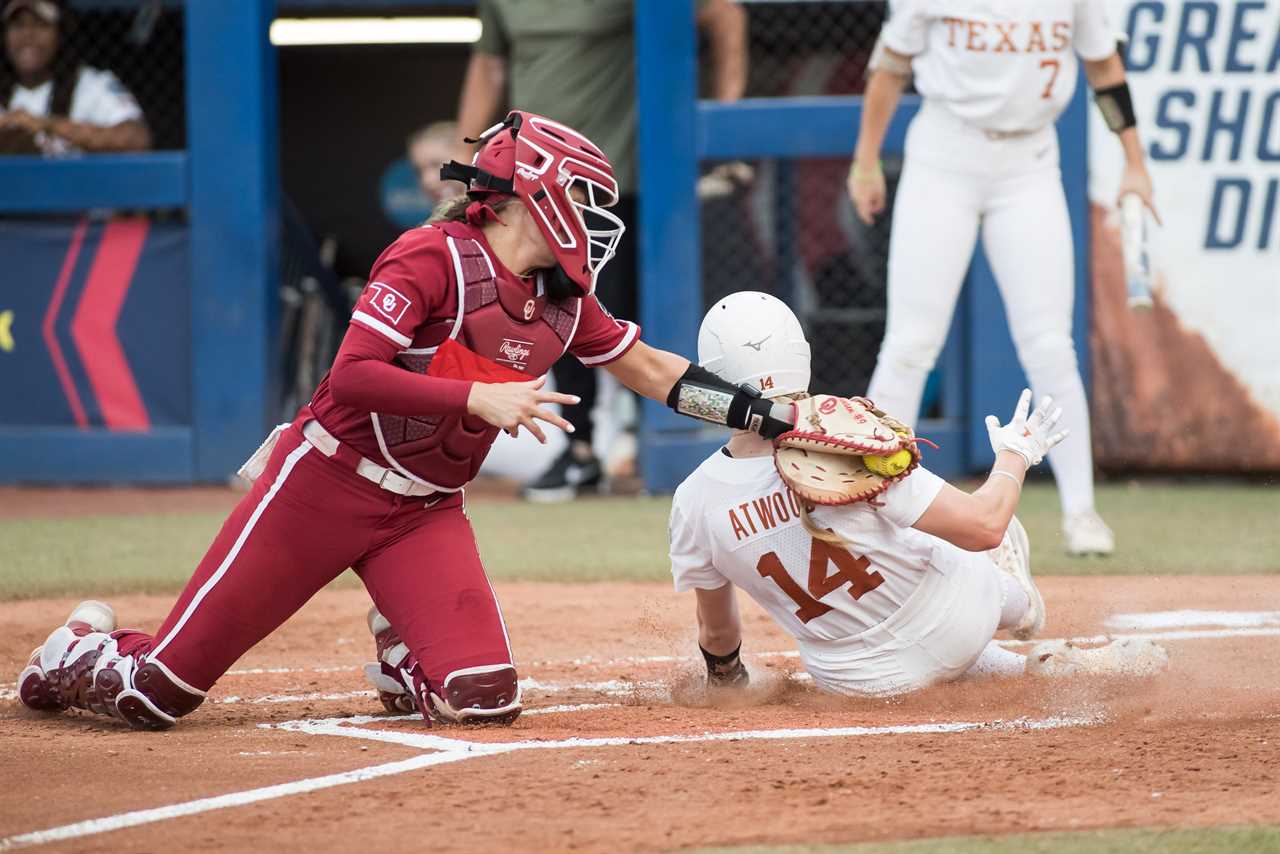 Best photos from the Oklahoma Sooners national championship clinching win over Texas