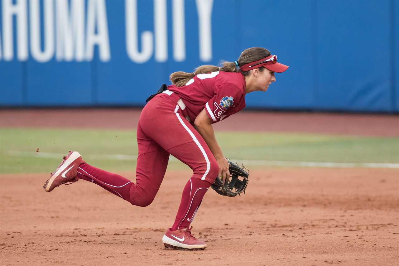 Best photos from the Oklahoma Sooners national championship clinching win over Texas