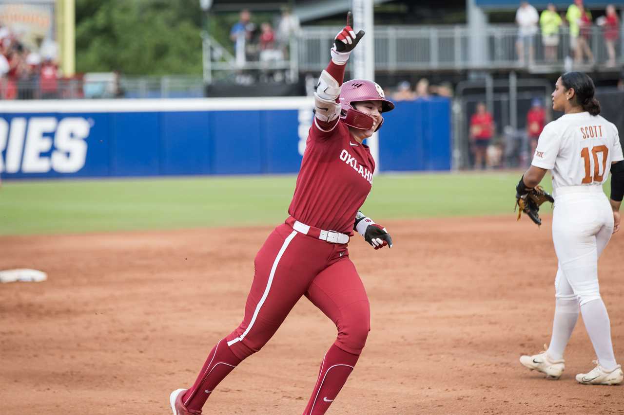 Best photos from the Oklahoma Sooners national championship clinching win over Texas