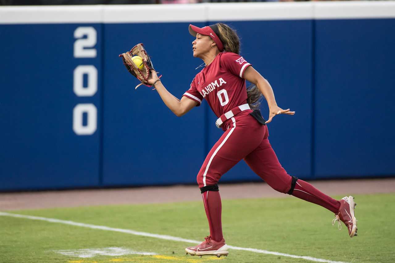 Best photos from the Oklahoma Sooners national championship clinching win over Texas