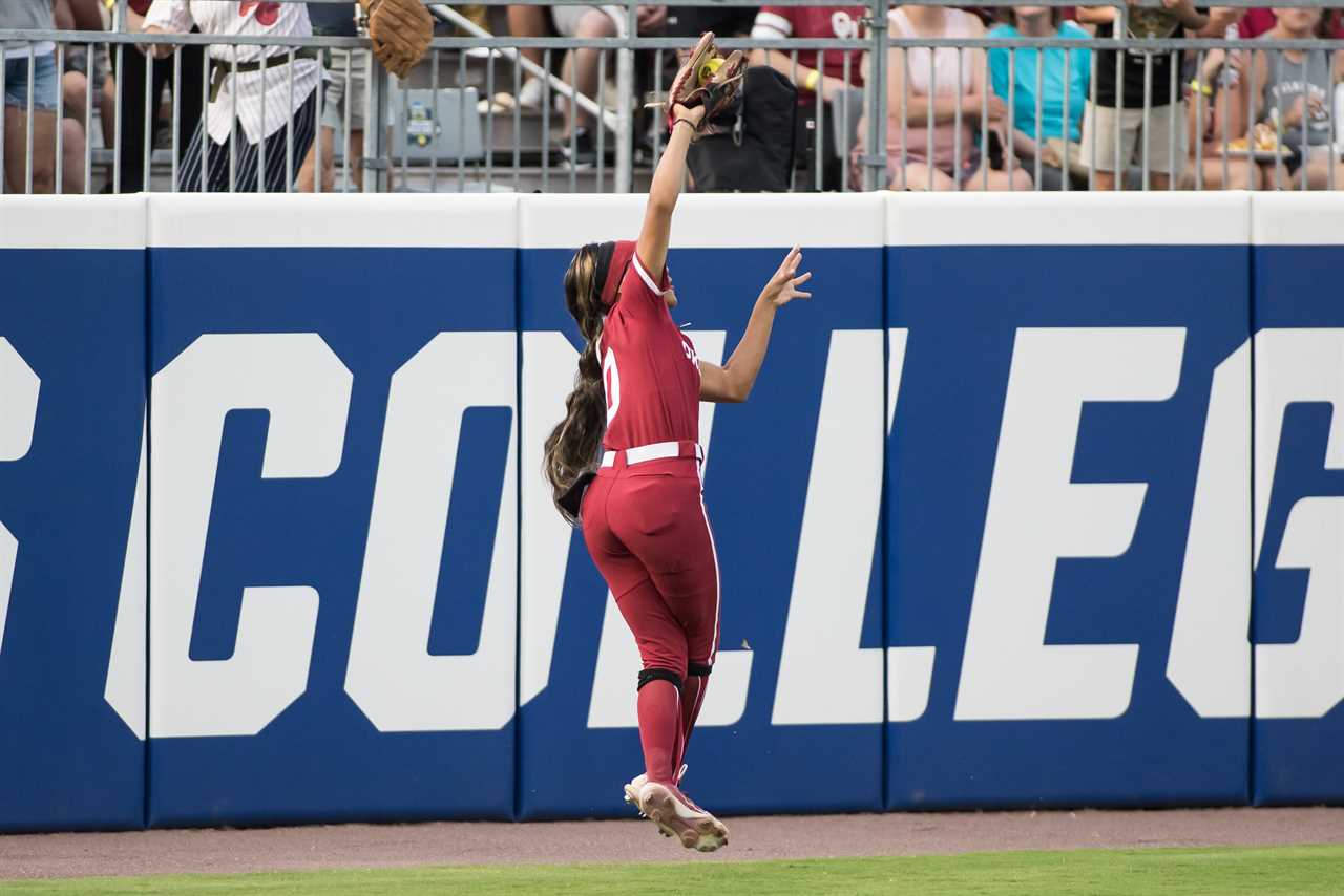 Best photos from the Oklahoma Sooners national championship clinching win over Texas