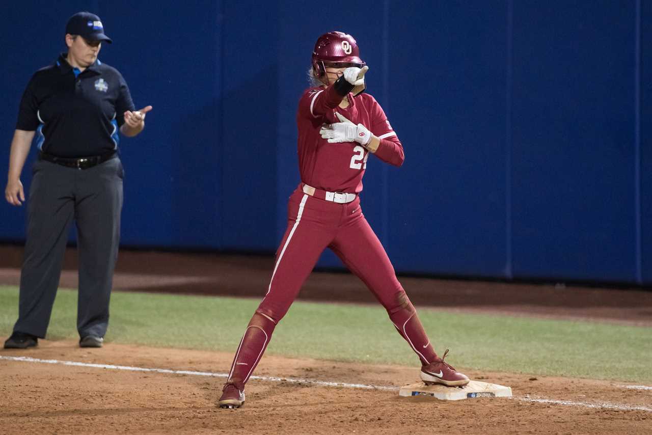 Best photos from the Oklahoma Sooners national championship clinching win over Texas