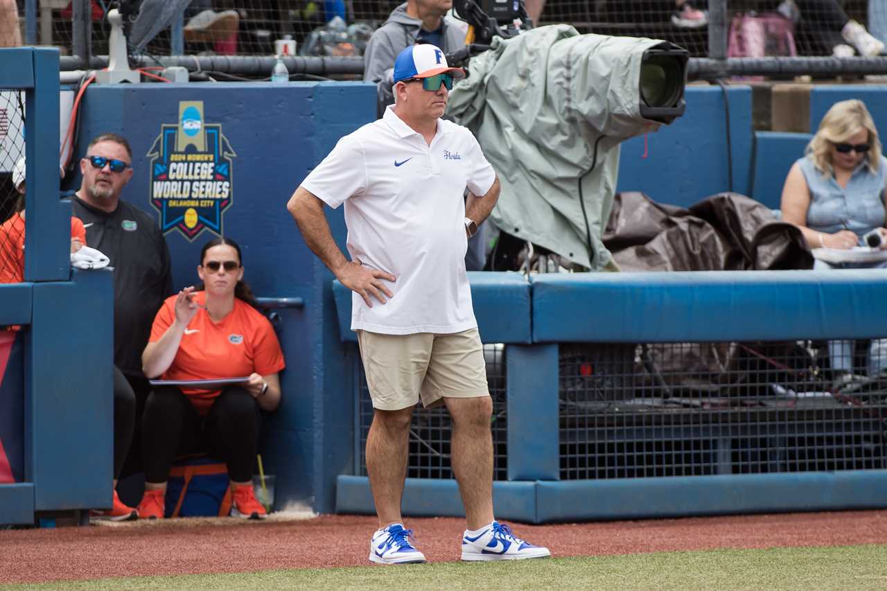 Highlights from Florida softball's win over Oklahoma in WCWS