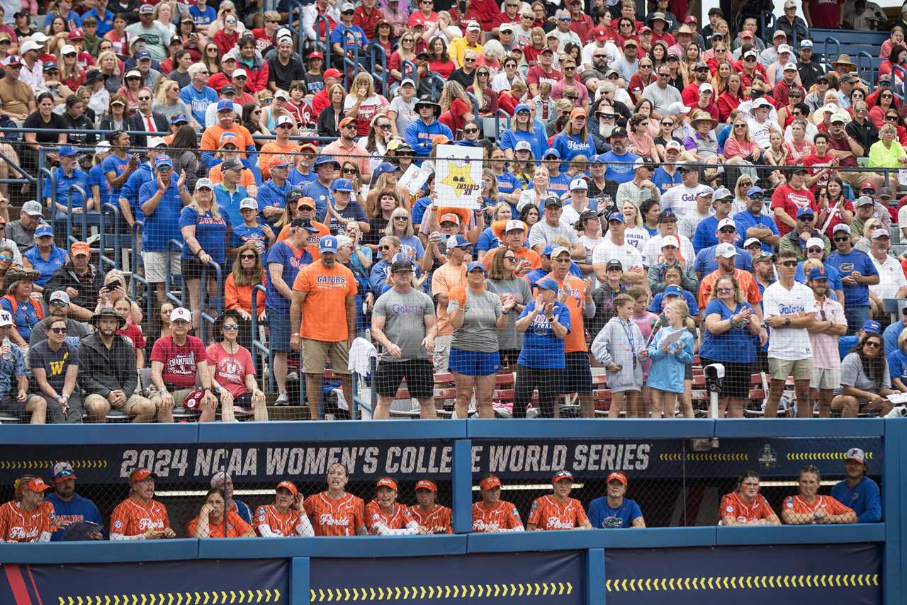 Highlights from Florida softball's win over Oklahoma in WCWS