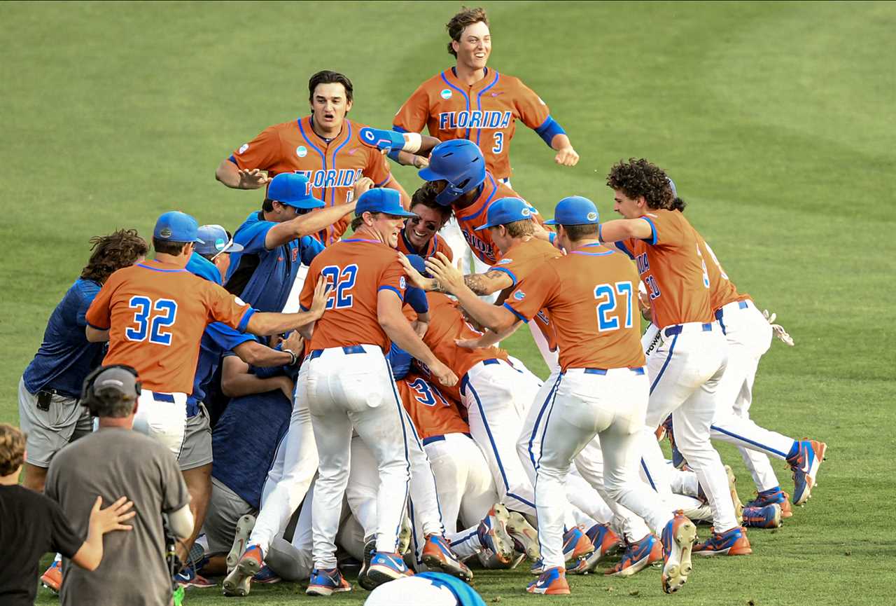 Highlights from Florida baseball's Clemson Super Regional series win