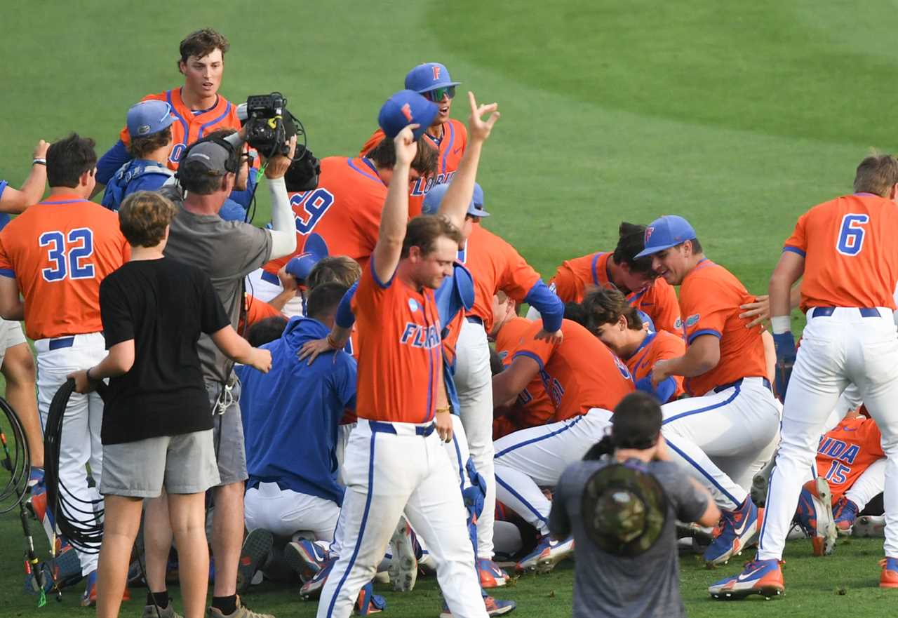 Highlights from Florida baseball's Clemson Super Regional series win