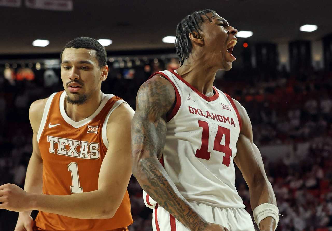 Best photos of Jalon Moore from the 2023-2024 Oklahoma Sooners basketball season